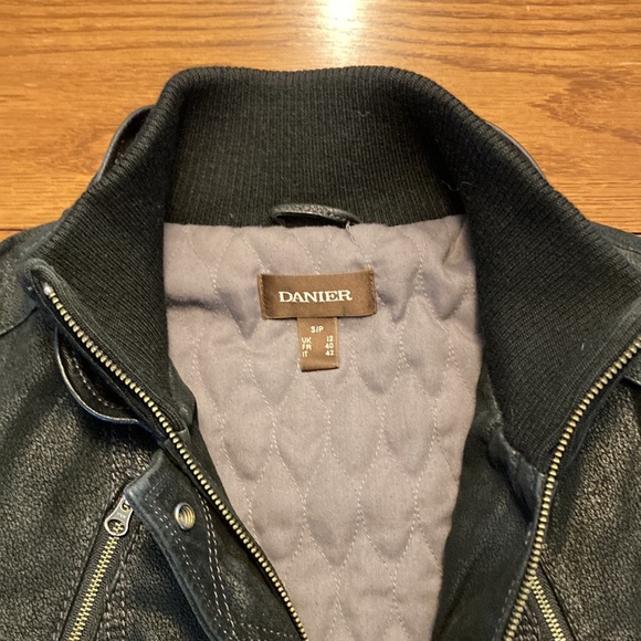 Danier Leather jacket - Picture 5 of 9